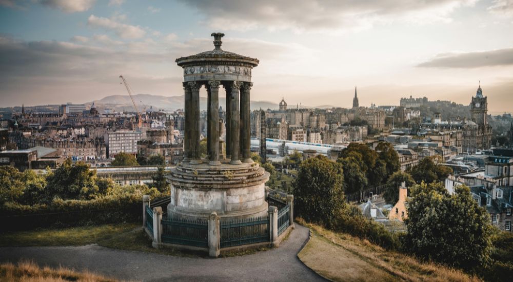 Edinburgh in 3 Days: Castles, Cafés & Cozy Inns